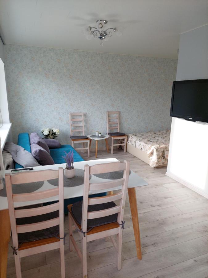 Roosi Apartment Haapsalu Exterior photo